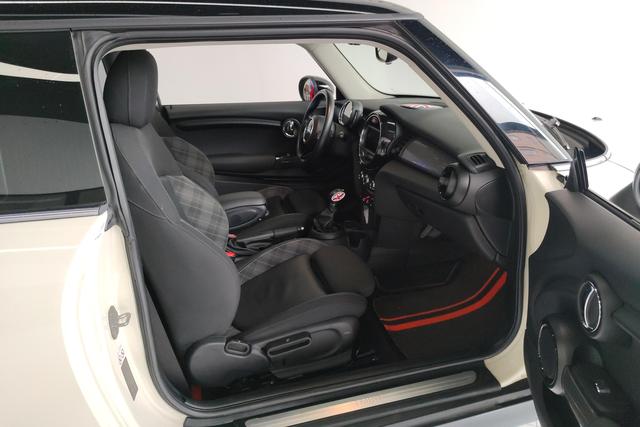 MINI Hatch — фото 17