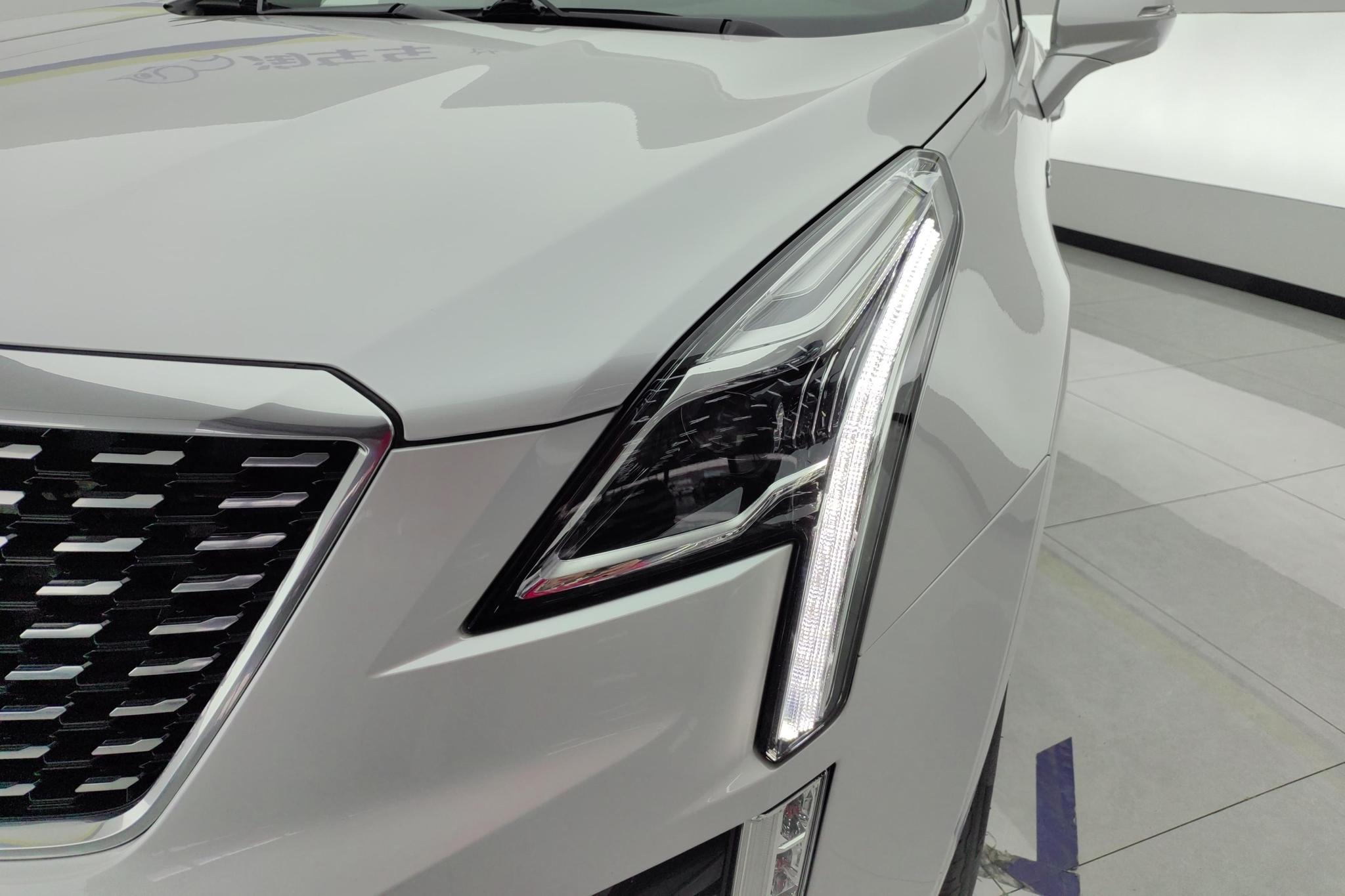 Cadillac XT5 2022 2.0T Luxury