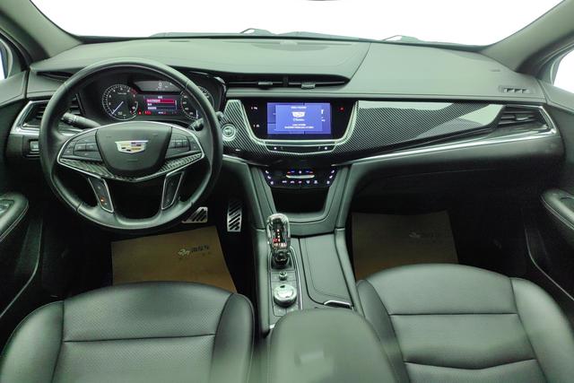 Cadillac XT5 2022 2.0 T 2 WDLuxury — фото 12