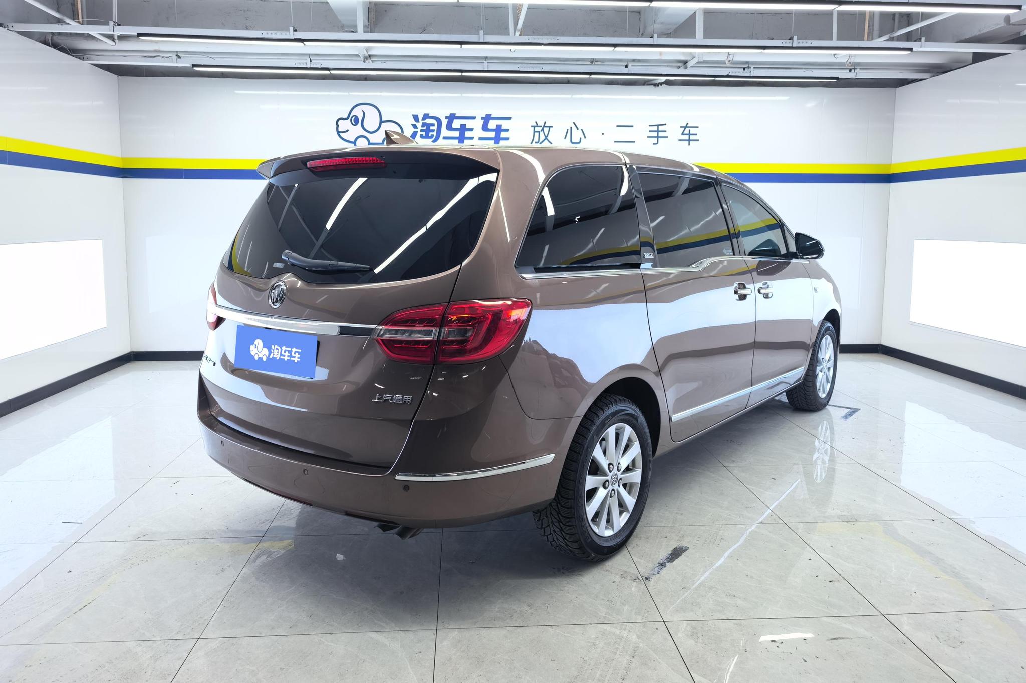 Buick GL8 2018 28T Luxury VI