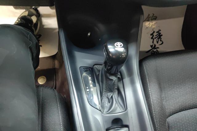 Toyota IZOA 2021 Белый из Китая, фото 3