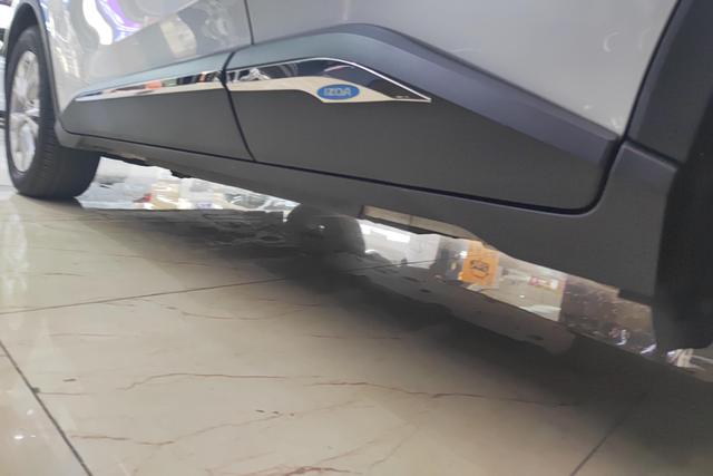 Toyota IZOA id 3783215 из Китая 8