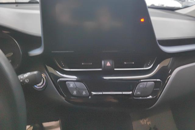 Toyota IZOA id 3783215 из Китая 12