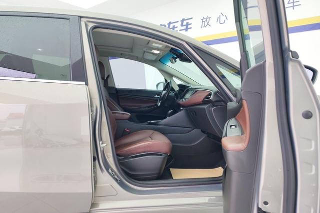 Buick GL6 2020 Темно-серый из Китая, фото 2