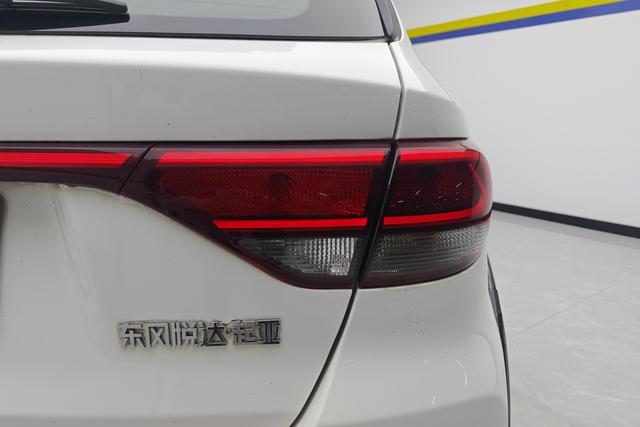 Kia KX CROSS id 3840861 из Китая 15