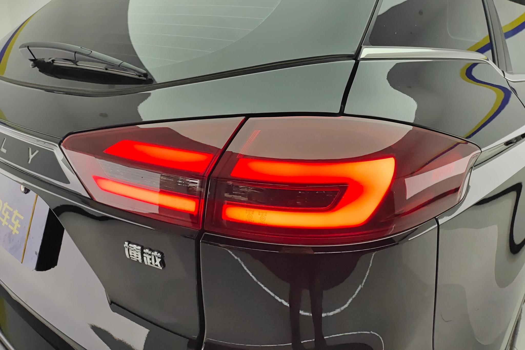 Geely Boyue 2022 1.8TD DCT