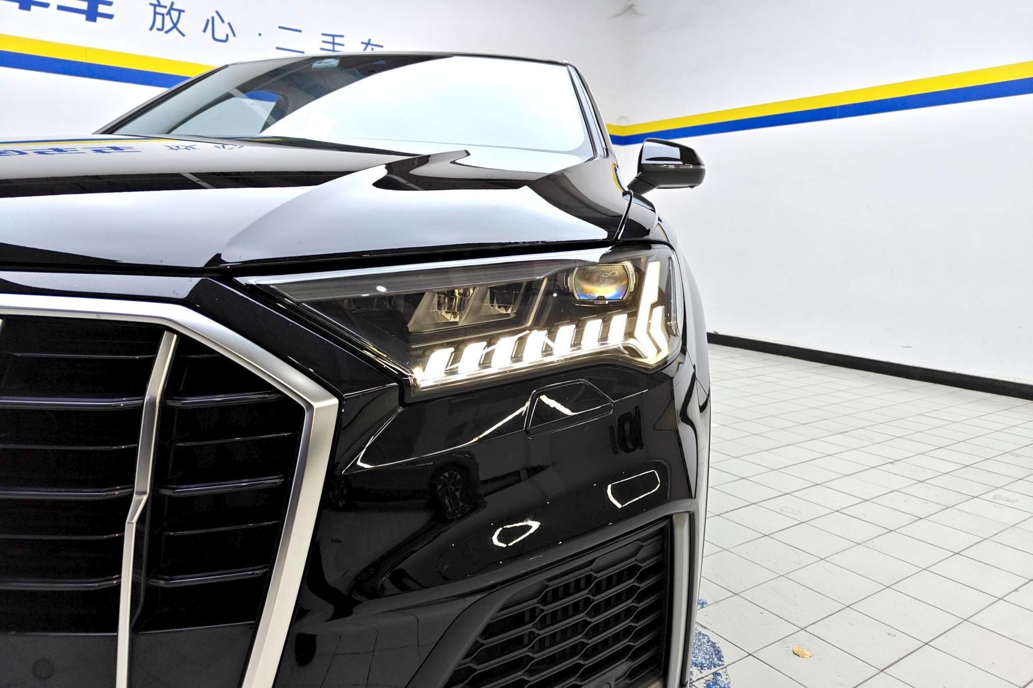 Audi Q7 2021 55 TFSI quattro S line Sport