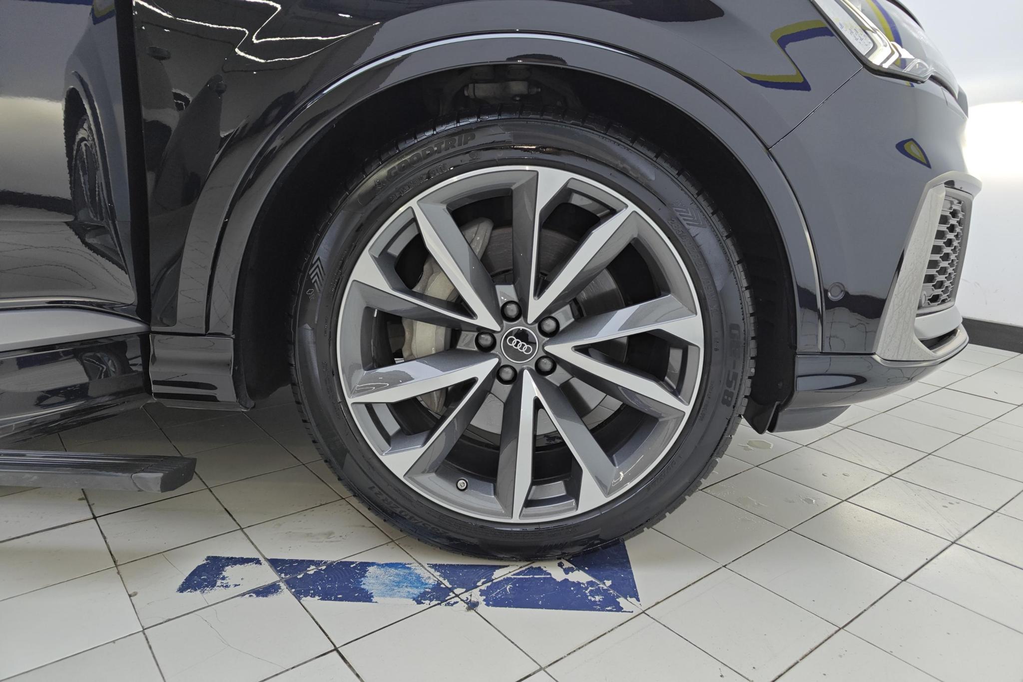 Audi Q7 2021 55 TFSI quattro S line Sport