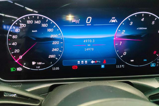 Mercedes-Benz Class C 2025 Белый из Китая, фото 6