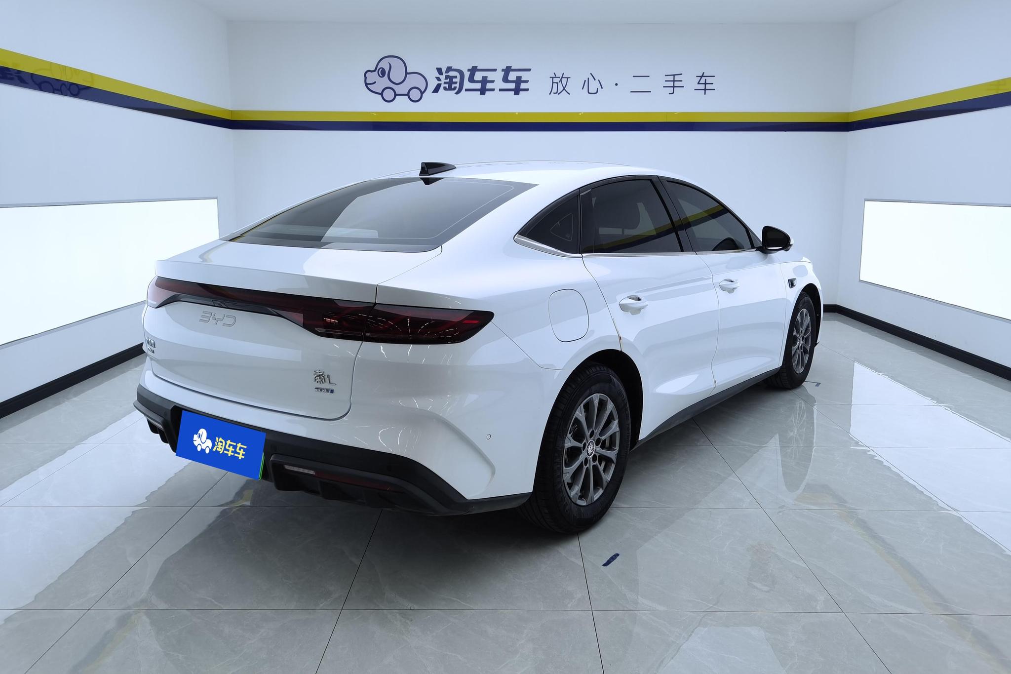 BYD Qin L L DM 2025 Smart Drive DM-i 80KM Lead