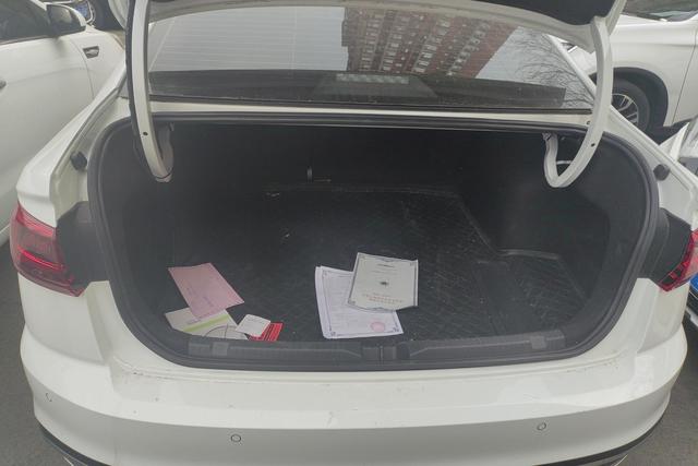 Volkswagen Bora id 3804505 из Китая 14