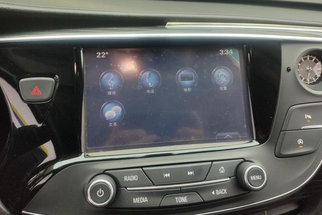 Buick Envision 2018 20 T 2 WDElite — фото 10