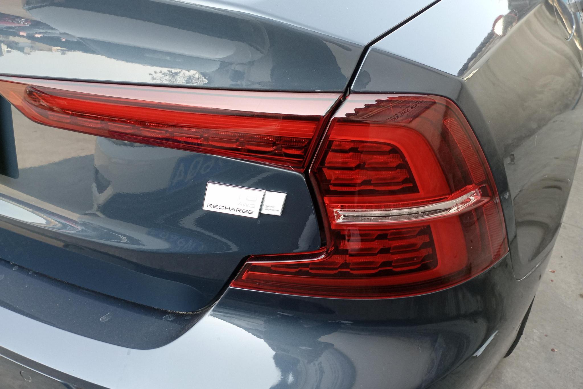 Volvo S60 PHEV 2022 T8 E Luxury