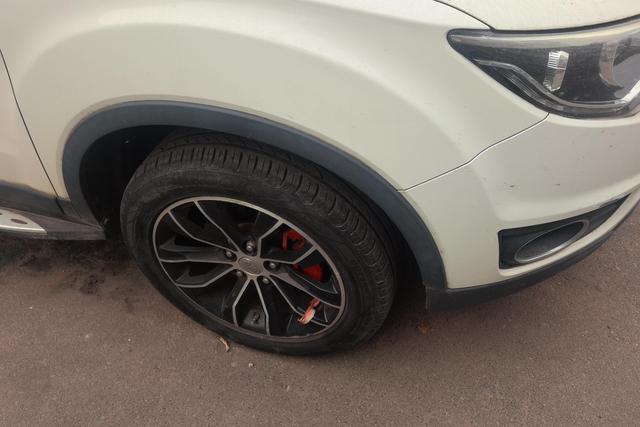 FAW R7 2016 1.6 L MTPremium — фото 8