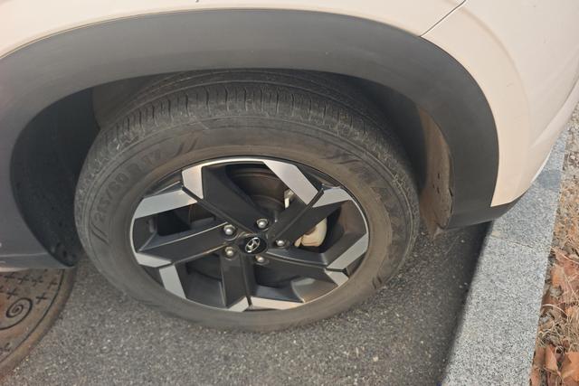 Hyundai ix25 2020 1.5 L CVTPremium — фото 9