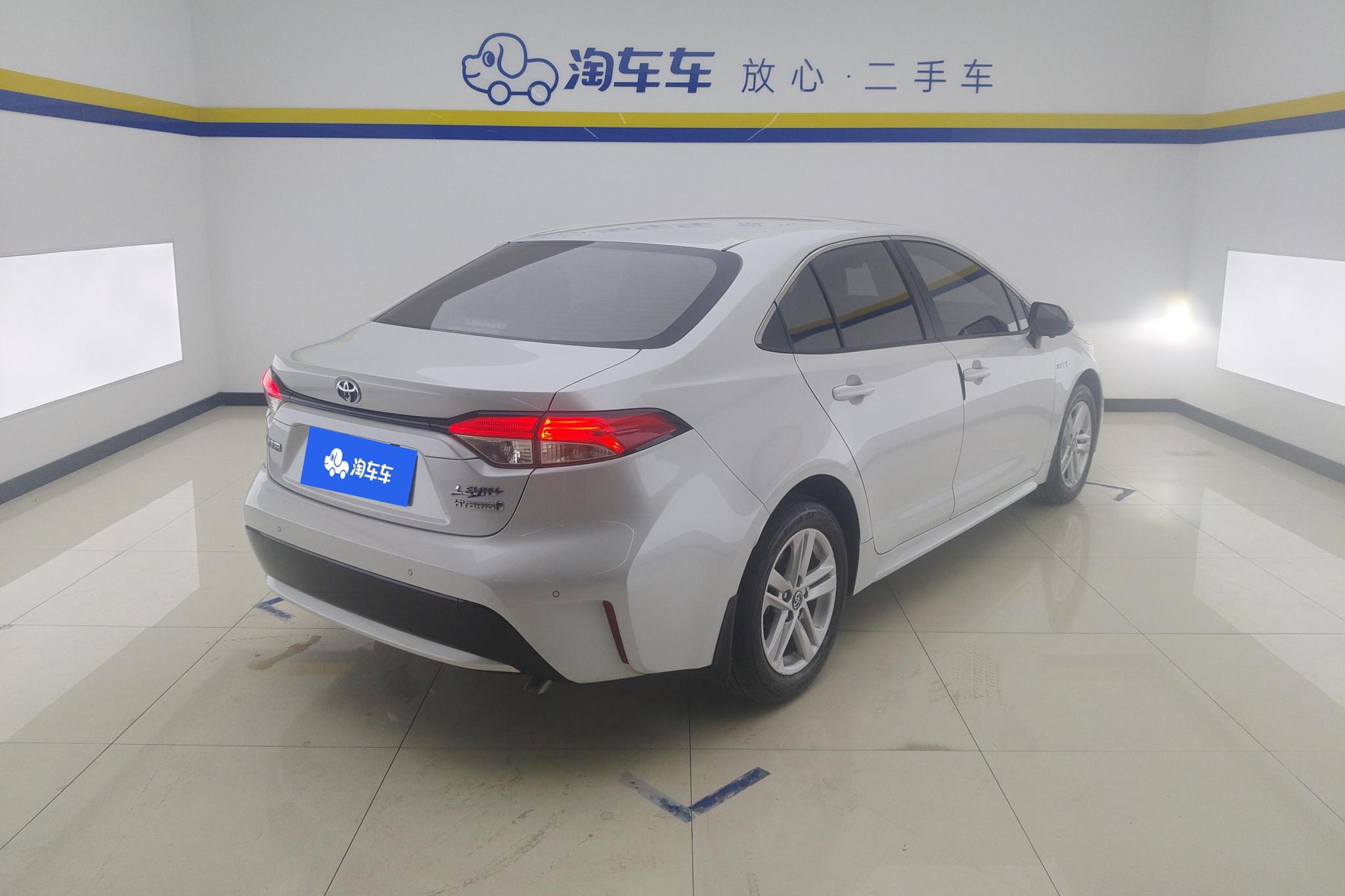 Toyota Corolla Levin 2022 1.8H E-CVT Luxury