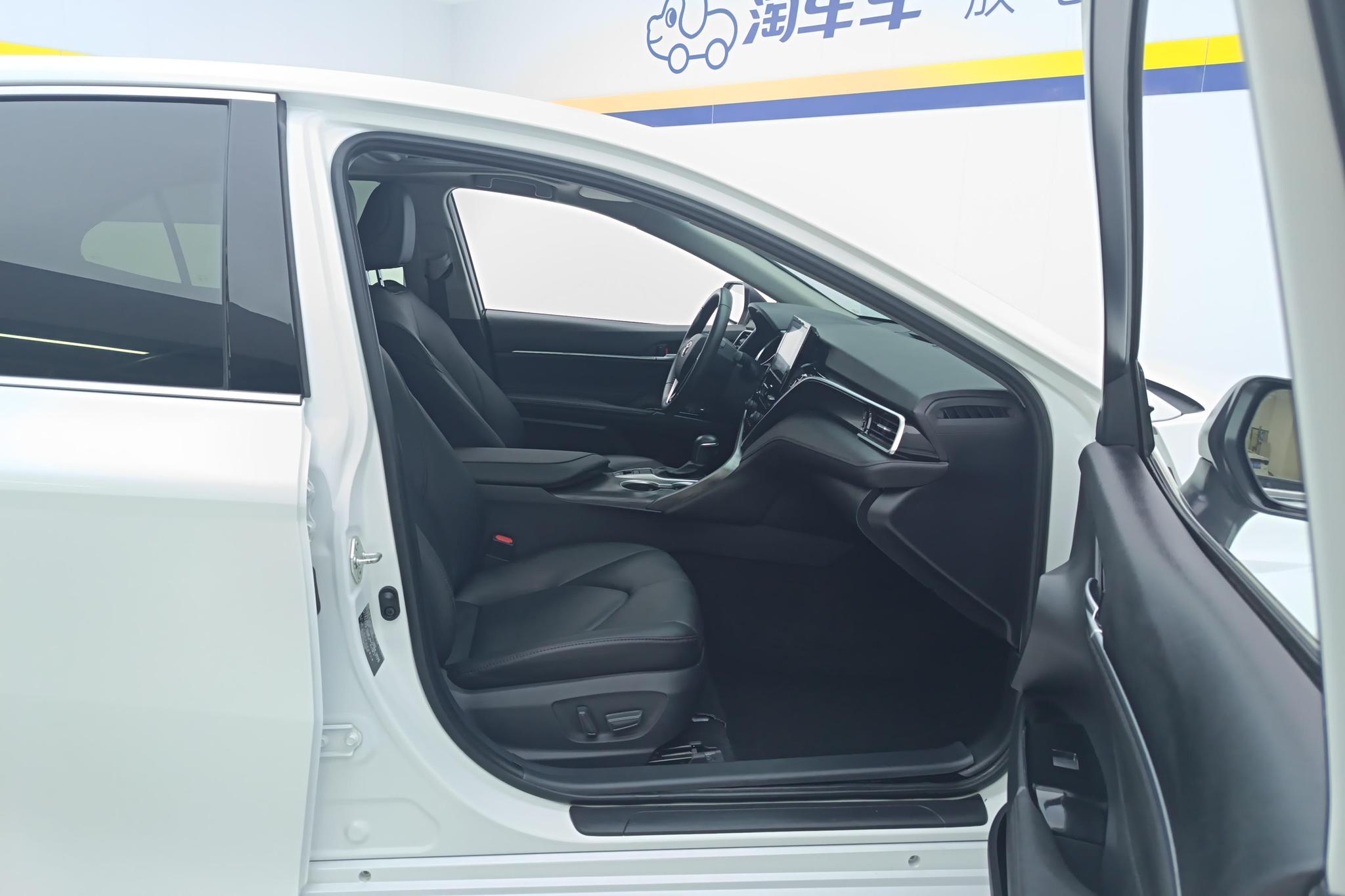 Toyota Camry 2022 2.0GVP Lead
