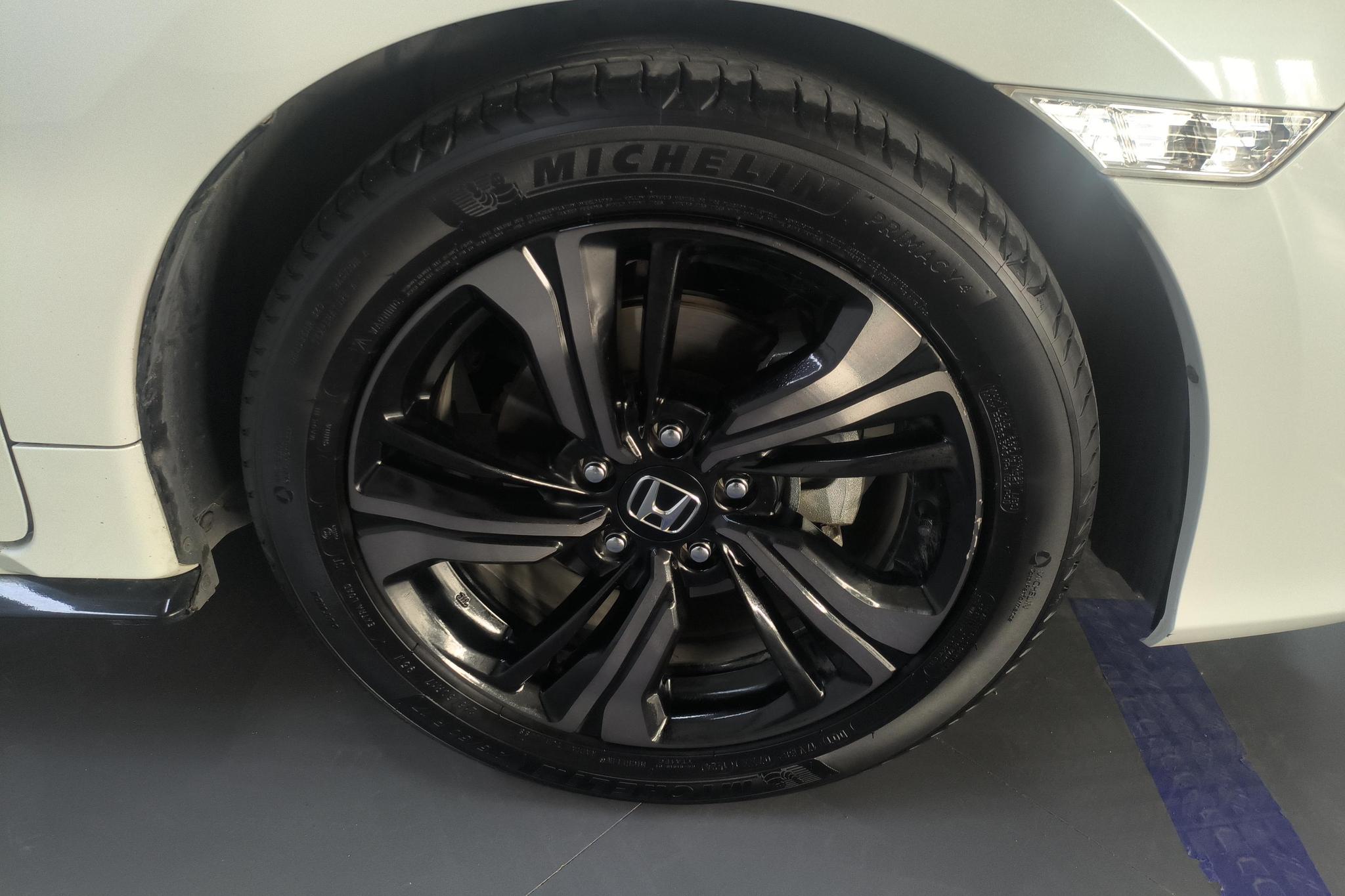 Honda Civic 2019 220TURBO CVT VI
