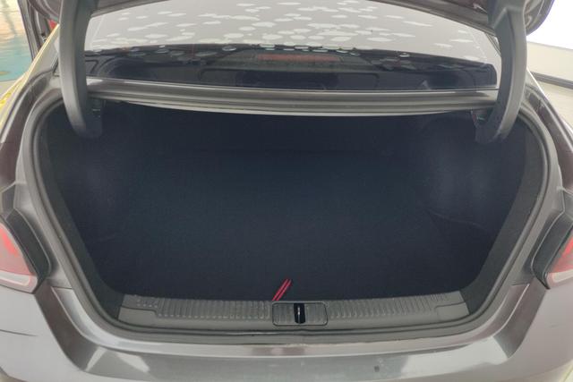 MG MG5 2022 Темно-серый из Китая, фото 6