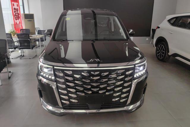 JAC RF8 PHEV 2024 1.5 T 150 KM Flagship — фото 2