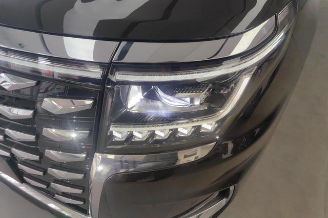 JAC RF8 PHEV 2024 1.5 T 150 KM Flagship — фото 4