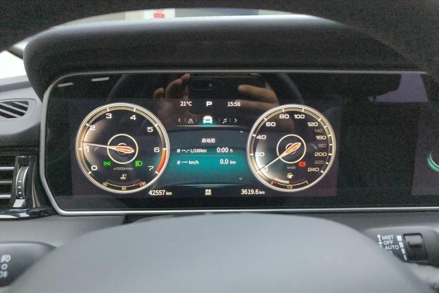 Red flag HS5 2023 Черный из Китая, фото 6