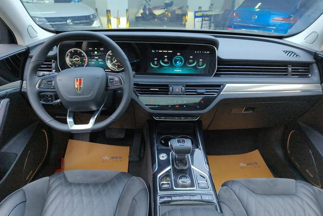 Red flag HS5 id 3804579 из Китая 12