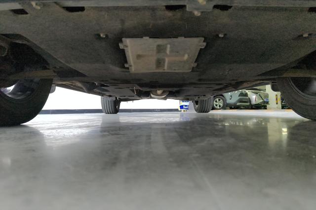 Red flag HS5 id 3804579 из Китая 16