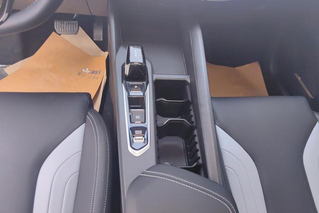 Geely Binrui 2024 COOL 1.5 T DCT — фото 15