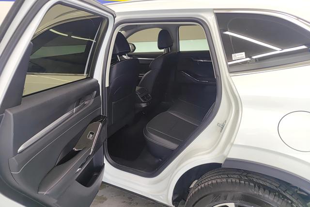 Haval H6 2024 1.5 T AT 2 WD — фото 15