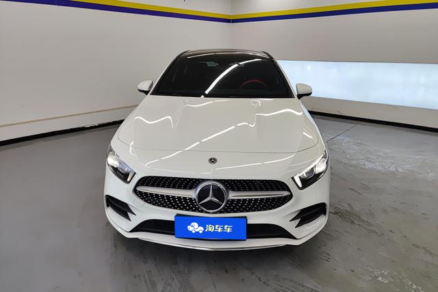 Mercedes Benz A-Class 2022 — фото 2