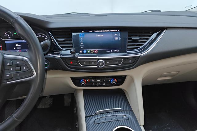 Buick Regal 2021 — фото 12