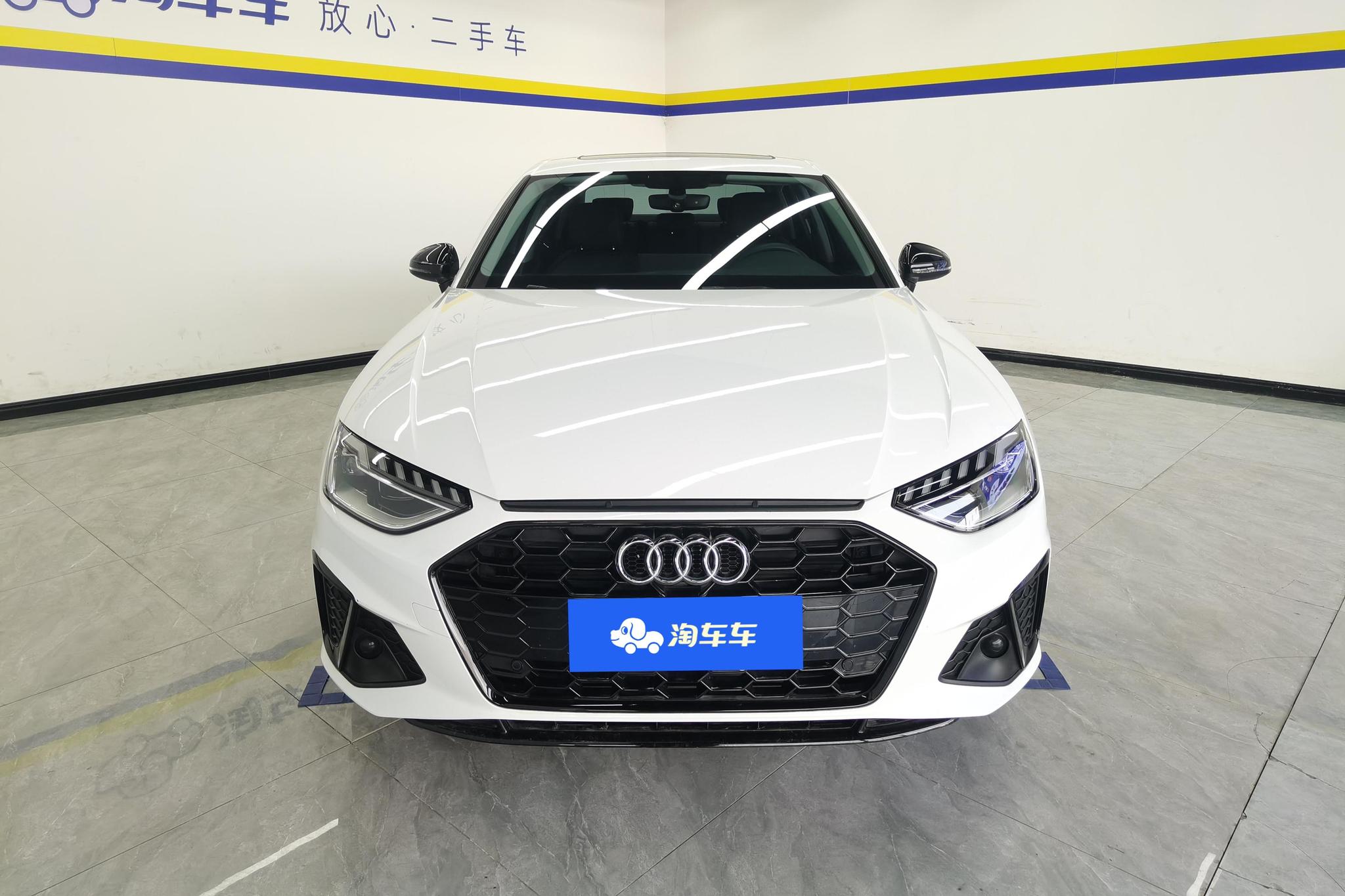 Audi A4L 2022 40 TFSI Luxury