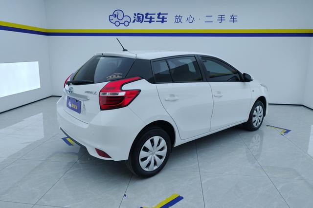 Toyota YARiS L 2020 — фото 3