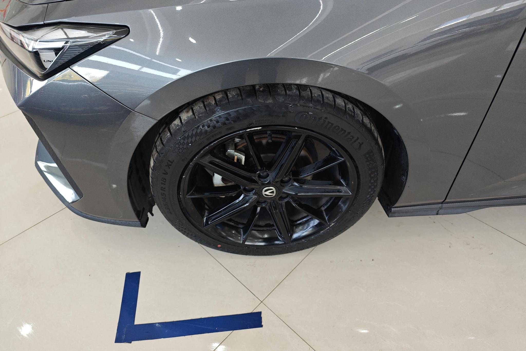 Changan UNI-V 2022 1.5T Luxury