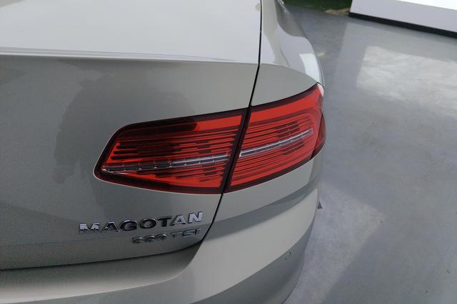 Volkswagen Magotan 2019 330 TSI DSG Luxury VI — фото 5