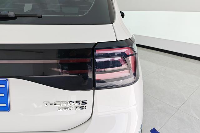 Volkswagen Tacqua 2019 280 TSI DSG — фото 5
