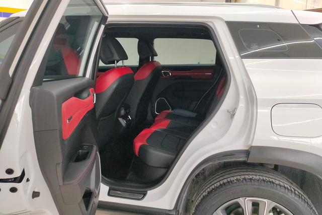 Geely Automobile Geely ICON id 3840990 из Китая 9