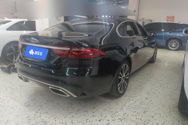 Jaguar XFL 2024 2.0 T P 250 2 WD — фото 3