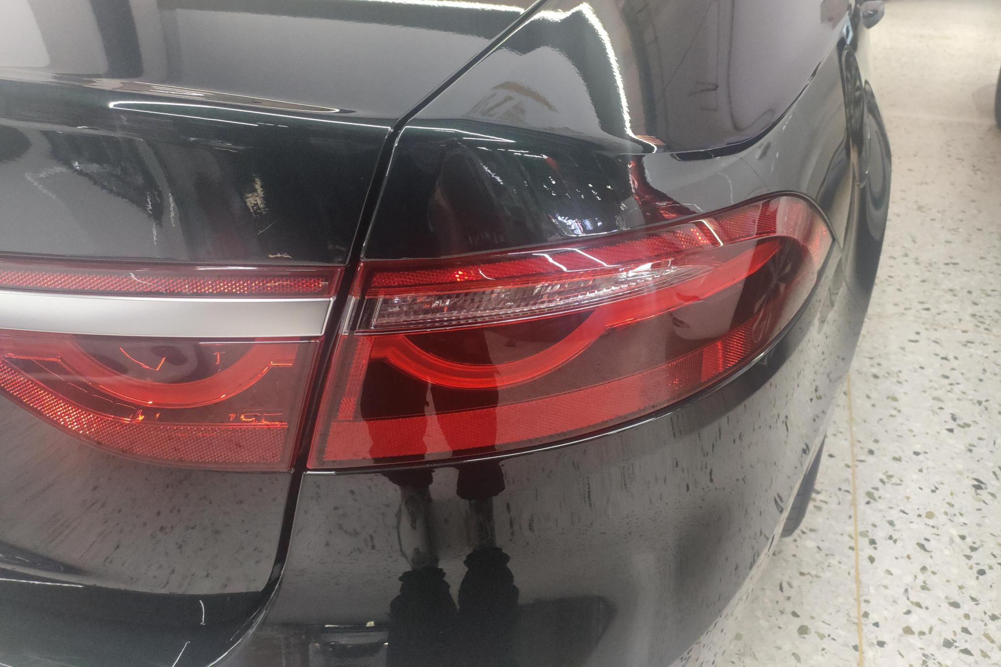 Jaguar XFL 2024 2.0T P250 Premium Luxury