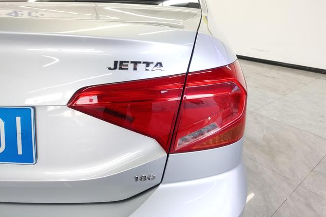 Volkswagen Jetta 2019 1.5 L AT — фото 5
