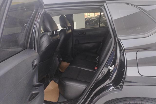 Toyota Frontlander 2024 2.0 L CVT — фото 16