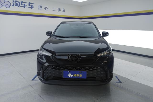 Toyota Frontlander 2024 2.0 L CVT — фото 2