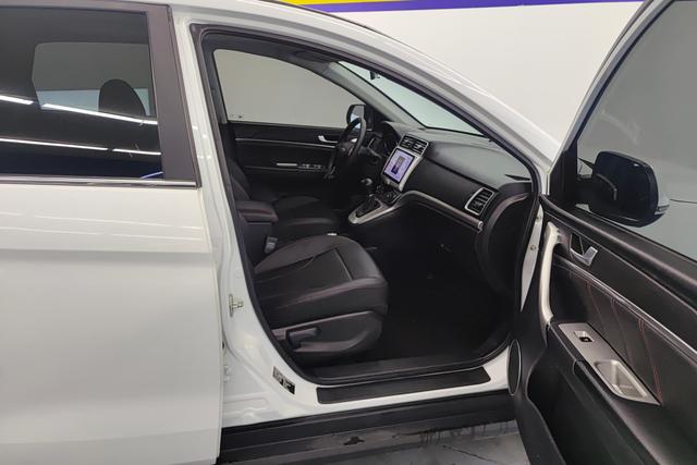 Haval M6 2019 1.5 T DCT 2 WD VI — фото 16