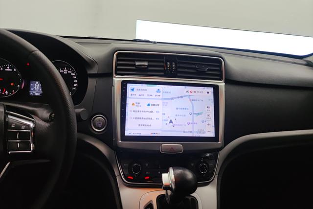 Haval M6 2019 1.5 T DCT 2 WD VI — фото 11