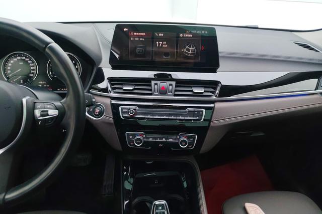 BMW X2 2021 — фото 12