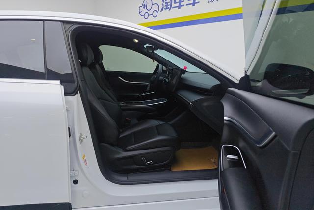 Changan Qiyuan A07 2025 Белый из Китая, фото 5