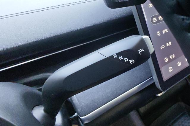 Changan Qiyuan A07 id 3840805 из Китая 10