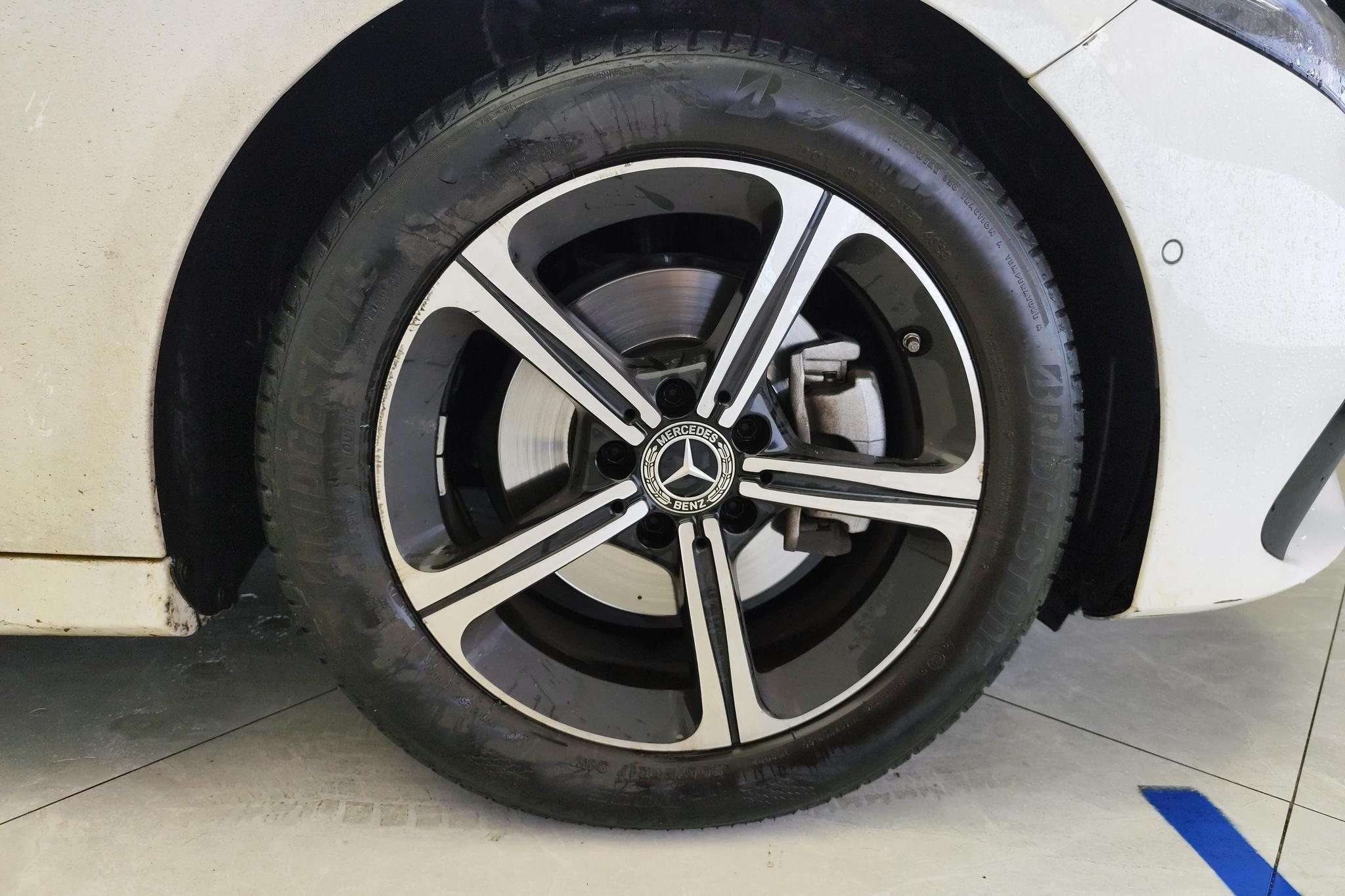 Mercedes-Benz A-Class A 2023 A 200 L Sport Fashion