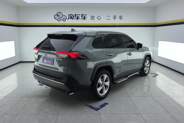 Toyota RAV4 2020 2.0 L CVT 2 WD — фото 3